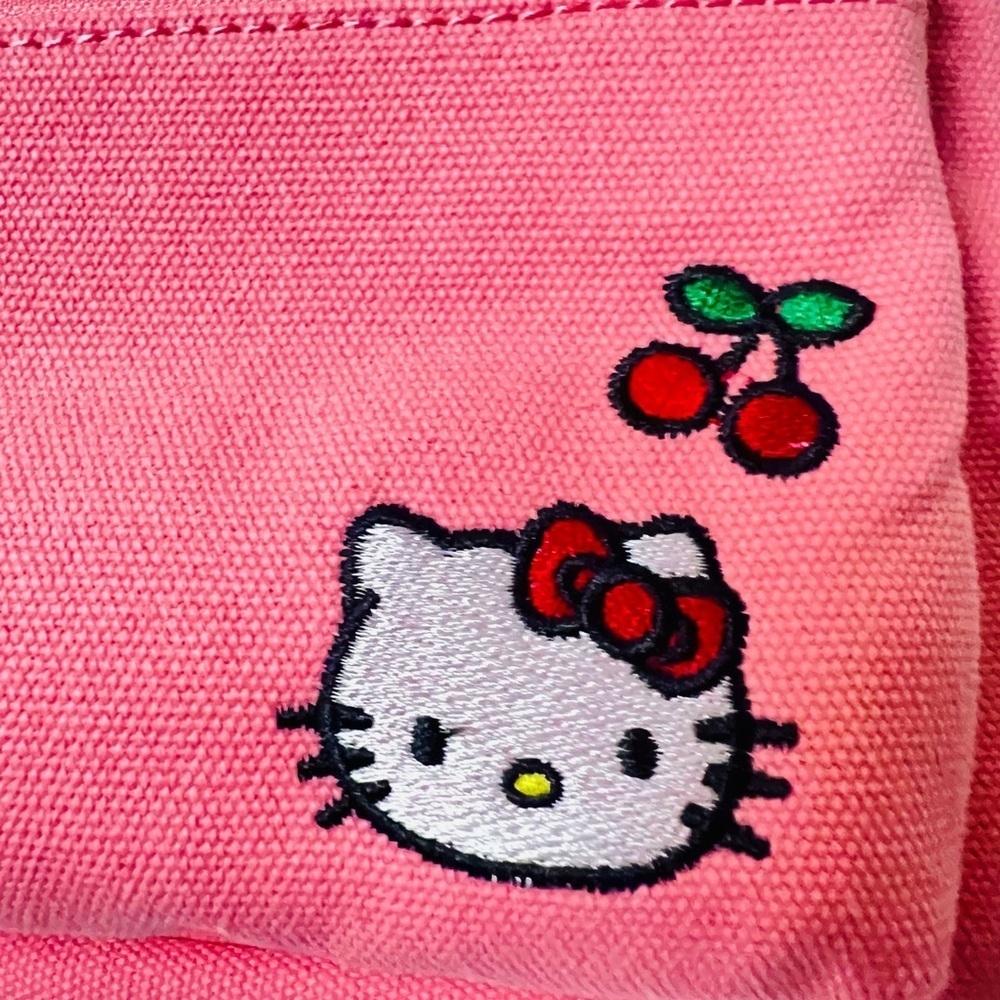 Hello Kitty Backpack - Picture 6 of 8